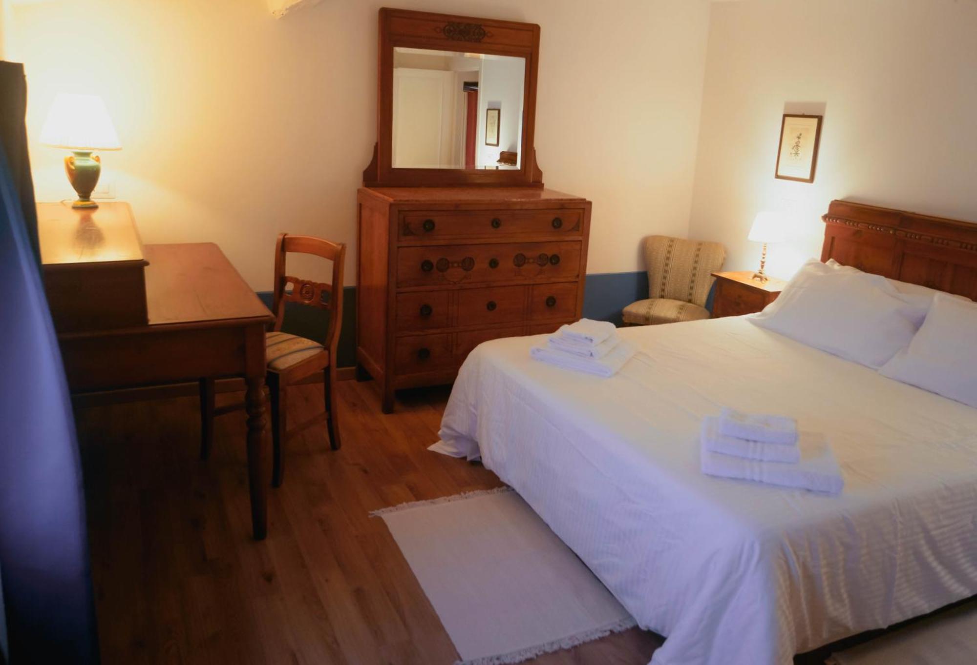 La Tonnaia Apartment Lari Екстериор снимка