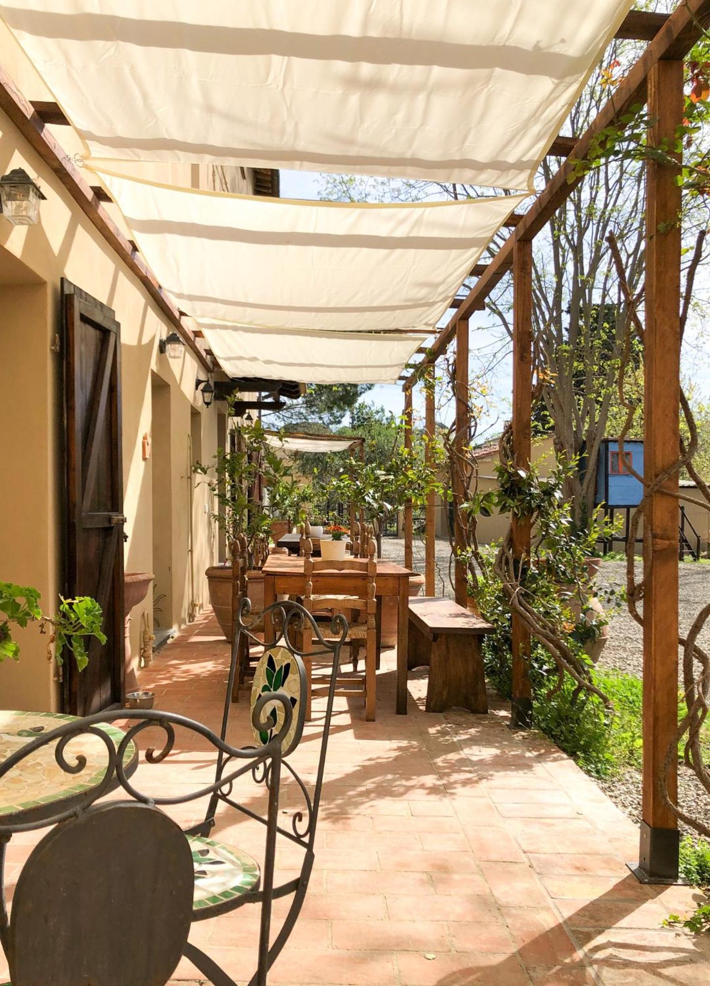 La Tonnaia Apartment Lari Екстериор снимка