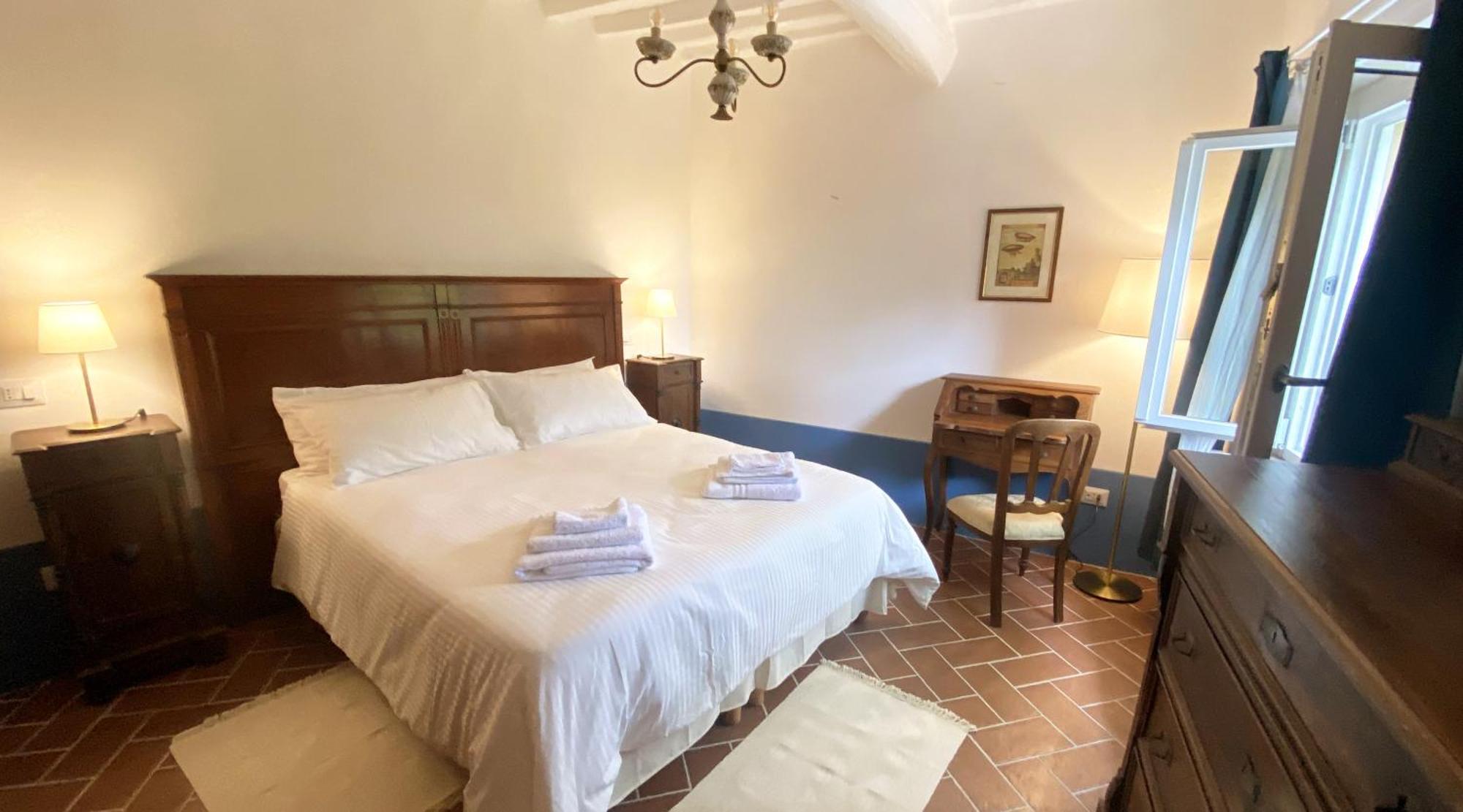 La Tonnaia Apartment Lari Екстериор снимка