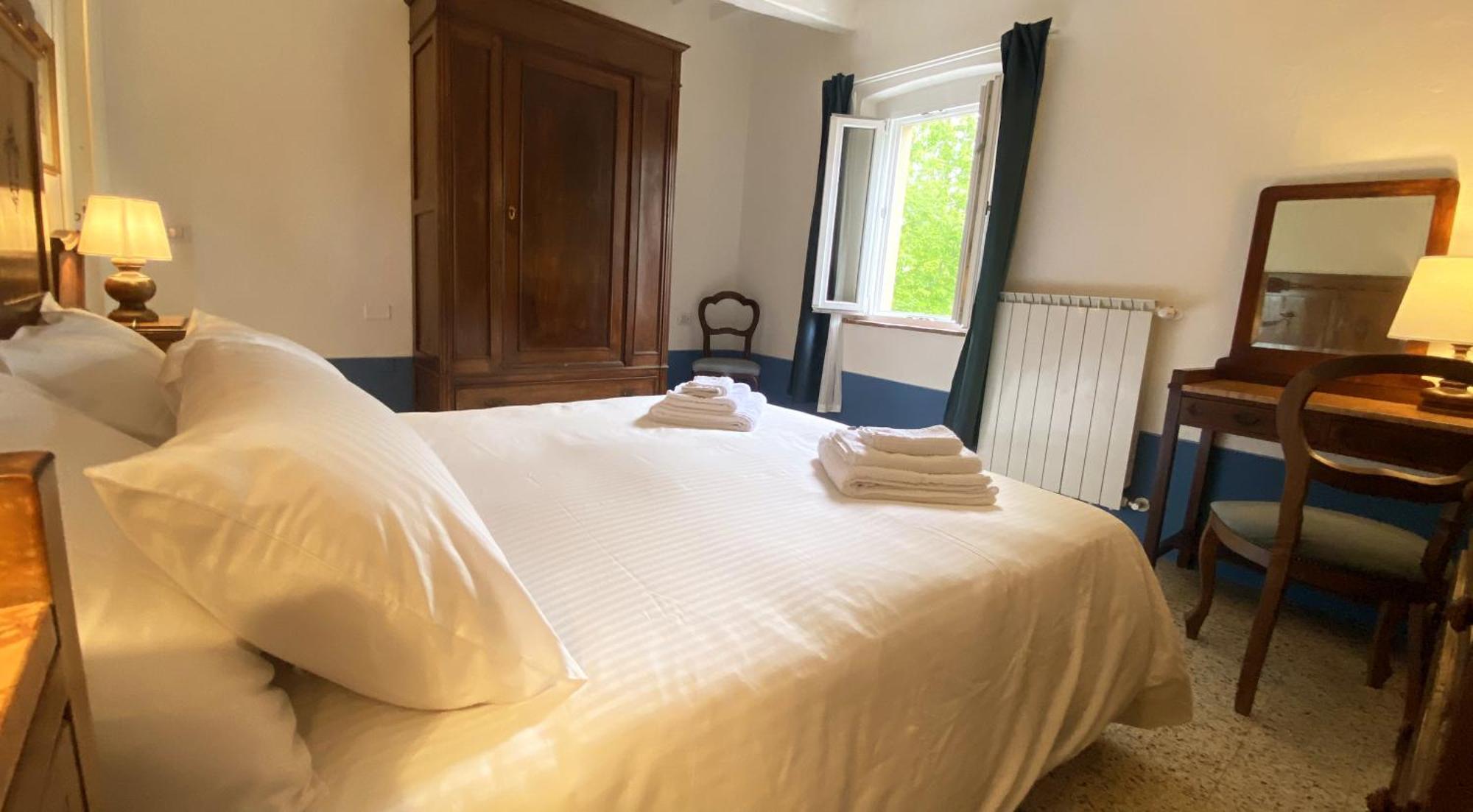 La Tonnaia Apartment Lari Екстериор снимка