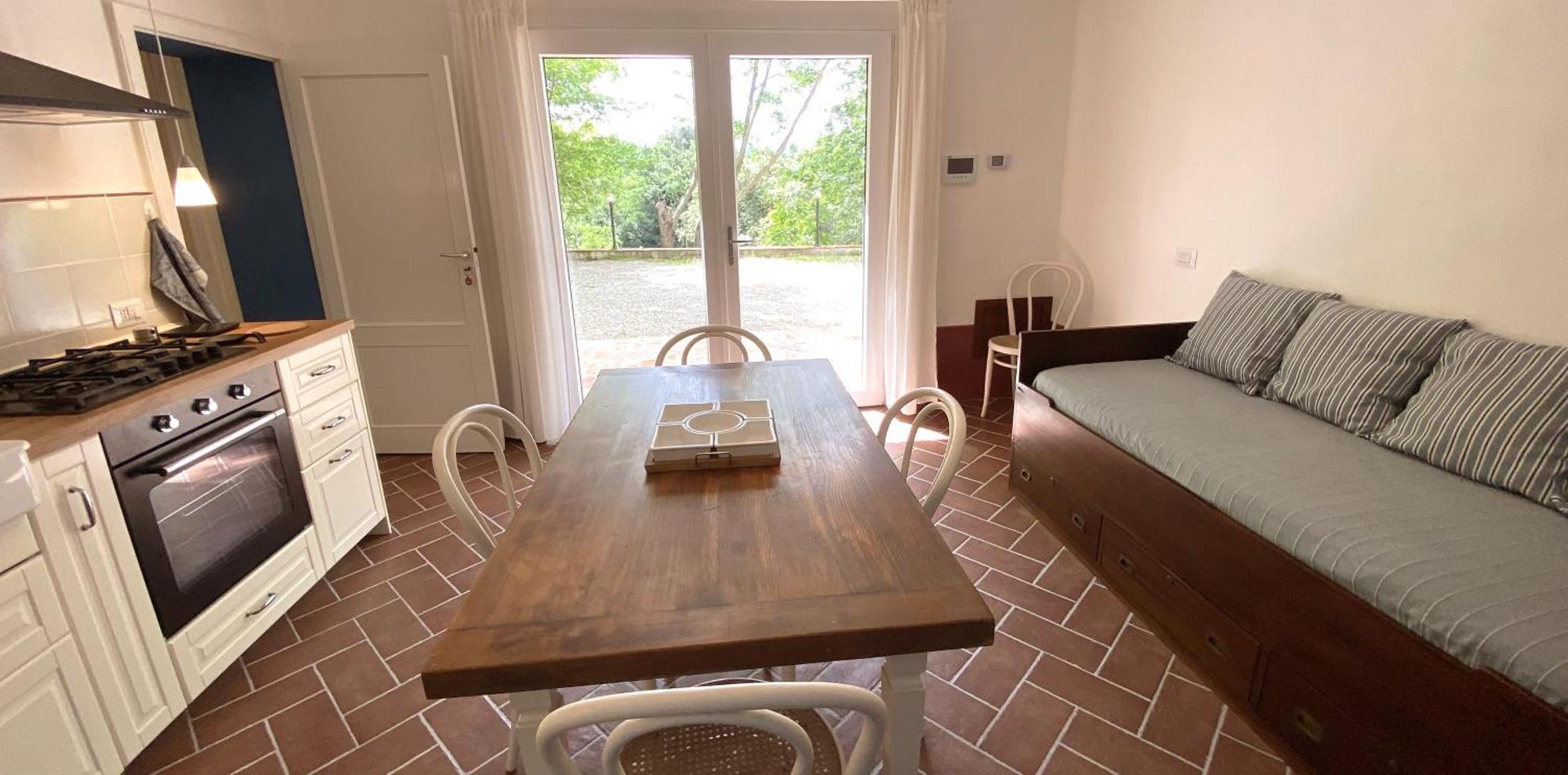 La Tonnaia Apartment Lari Екстериор снимка