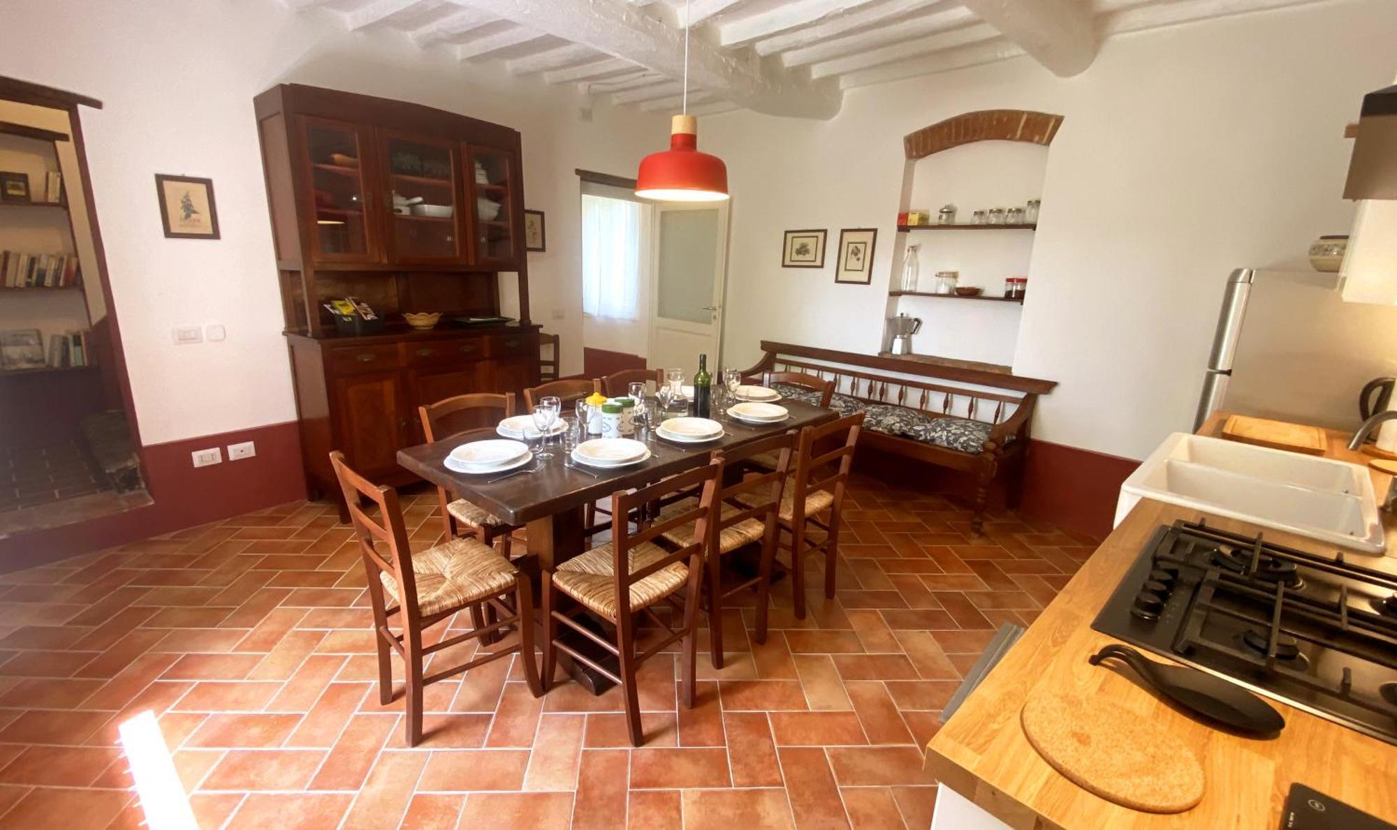 La Tonnaia Apartment Lari Екстериор снимка